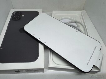 iPhone 16 128GB Black, Apple záruka, komplet - 5