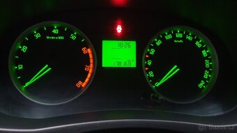 Škoda Fabia 2 1,2 HTP Sport pojízdná - 5
