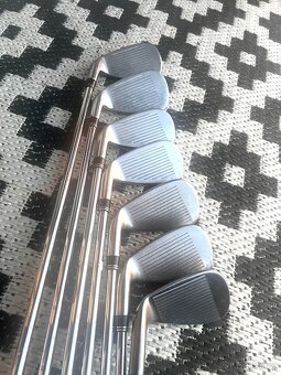 Cobra kompletní set + Odyssey putter + bag - 5