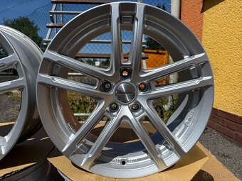 Alu kola 5x112 r17 Dezent TOP STAV - 5