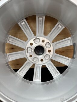 Origo alu VW Zimní sada VW T-Roc r17 5x112 215/55/17 - 5
