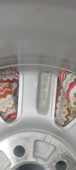 VW elektron 15" letna pneum.185/60/15 1ks - 5