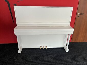 Bílý Petrof model 126 Záruka a doprava REZERVACE - 5