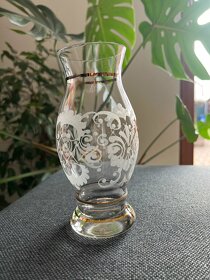 Skleněná váza s matovanými vzory zlacená Retro vintage - 5