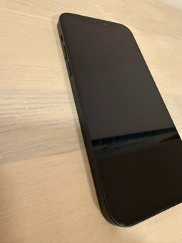 iPhone 12 - 128 GB - black - včetně komplet. příslušenství - 5
