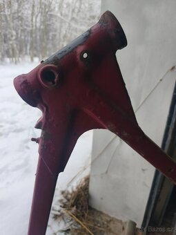 Rám JAWA 250 / 350 kyvačka - 5