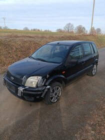 Ford fusion 1,6  74kw - 5