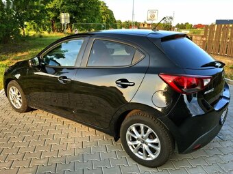 Mazda 2,1.5 benzin 1 - 5