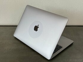 MacBook Pro 13" 2020 i7 / 500GB / CTO - DPH - 5