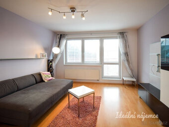 Pronájem bytu 2+kk, Výškovská, Slatina, 17000 Kč/měs, 53 m2 - 5