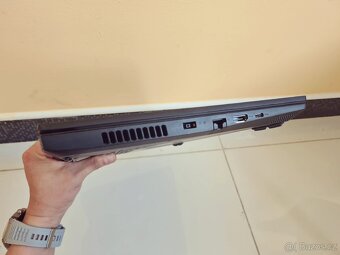 Herní notebook Lenovo Gaming za dobrou cenu - 5