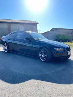 Bmw e92 330i - 5