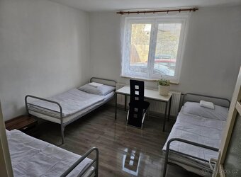 ubytovaní na Praze 9. 18min ČERNY MOST - 5