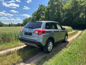 Suzuki Vitara 1,6 i 88 KW 4x4 82000 KM - 5