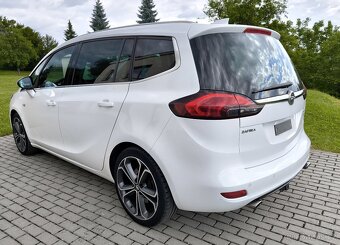 Opel Zafira 1.6 Turbo 147kW  •  Původ ČR  •  133.000 KM  • - 5