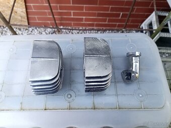 Jawa pionýr - Kryty motorů , hlavy ,koleno chemicky leštěné - 5