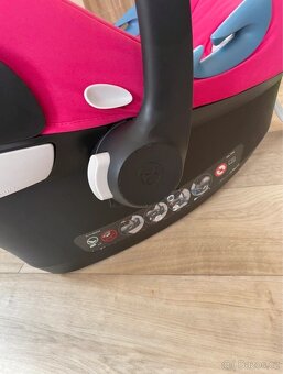 Autosedačka/vajíčko Cybex včetně IZOfixu - 5