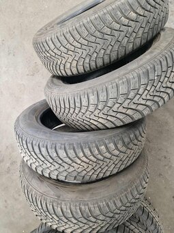 Prodám zimní pneu  Falken 215/65 R17 99H - 5
