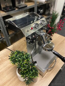 pákový kávovar s hlavou E61 - 5