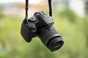 Zrcadlovka pro začínající fotografy Canon Eos 1300D - 5