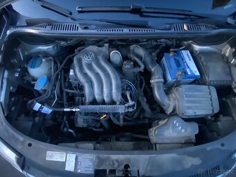 VW Touran 2.0, CNG + benzín, 206tkm, RV 2007, ZLEVNĚNO - 5