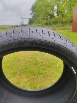 Nové Bridgestone Potenza 235/40 r19. - 5