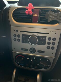 Opel Tigra TwinTop 1.4 66 kW – Stylový roadster - 5