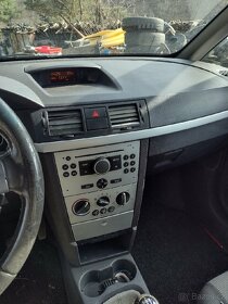 Opel Meriva A 1,7 CDTI 74KW rv 2005 - 5