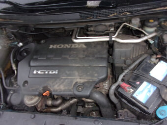 Honda FR-V - 5