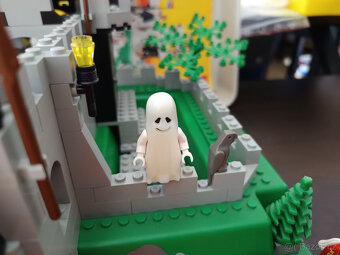 LEGO Castle 6081 King's Mountain Fortress +návod - 5