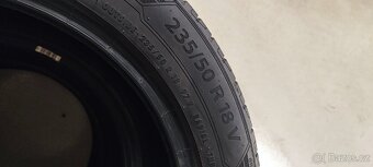 235/50/18 Barum Bravuris 5, 2023, 8.2mm-7.5mm - 5
