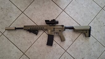 Airsoftová zbraň + vybavení - 5