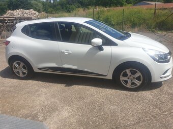 Renault clio 1.2 i - 5