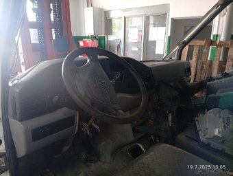 VW LT 35 díly z vozu - 5