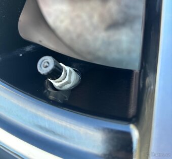 Zimní originální sada alu Toyota Highlander 235/65/18 - 5