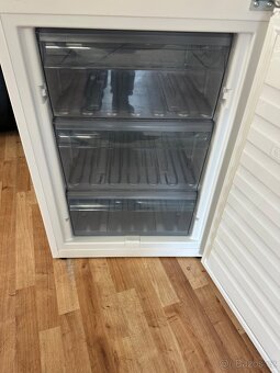 Lednice s mrazákem Bauknecht (160) - 5