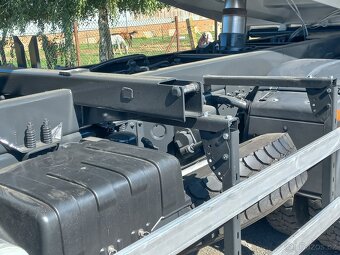 Man Tgs sklápěč 6X6 - 5