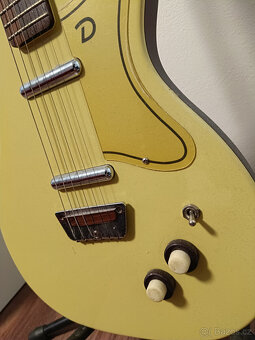 Elektrická kytara Danelectro (U2) '57 vintage - 5