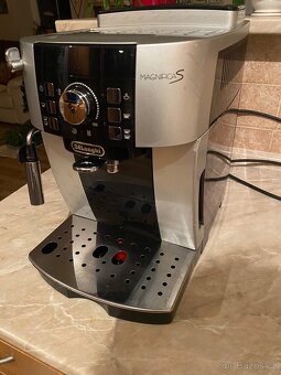 Delonghi Magnifica S - 5