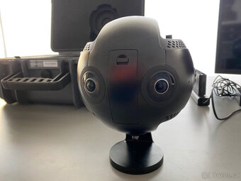 Insta 360 Pro 2 + Farsight + USB-C Multi-Reader, SD karty a - 5