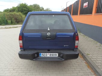 Nissan Navara Double-Cab 2.5 TD 140000 km - 5