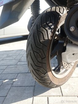 Yamaha X-Max Iron Max 125 - 5