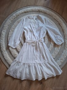 Šaty s páskem DKNY - 5