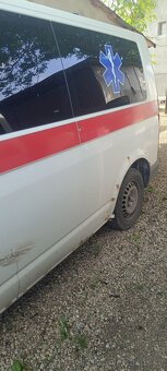 VW Transportér T5 sanitka - 5