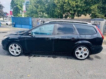 FORD FOCUS 2.0i COMBI 107KW - 5