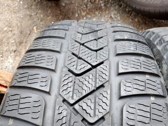 215/55/17 Pirelli/Bridgestone - zimní pneu 4ks - 5