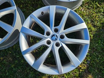 Alu Škoda r18 - 5