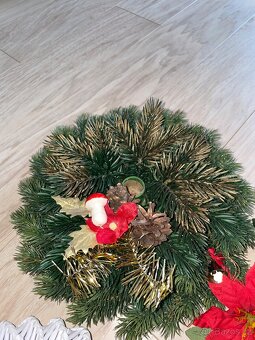 Vánoční výzdoba, věnec, svícen, stromeček, jmelí - 5