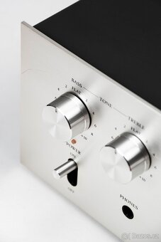 SANYO DCA-301 / analogový japonský zesilovač - 5