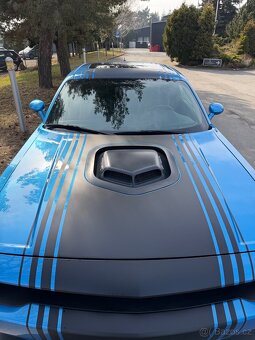 Dodge Challenger Shaker 5.7 Hemi - 5